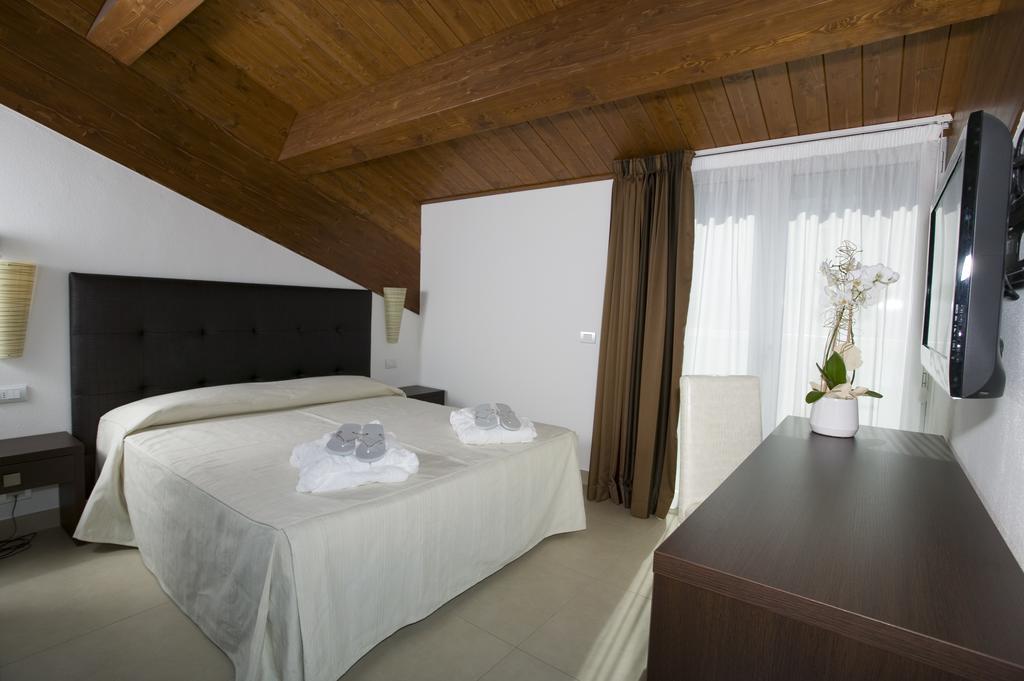 Hotel Iride & Spa Cesenatico Quarto foto